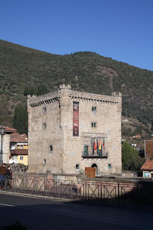 Hosteria La Antigua Potes Bagian luar foto